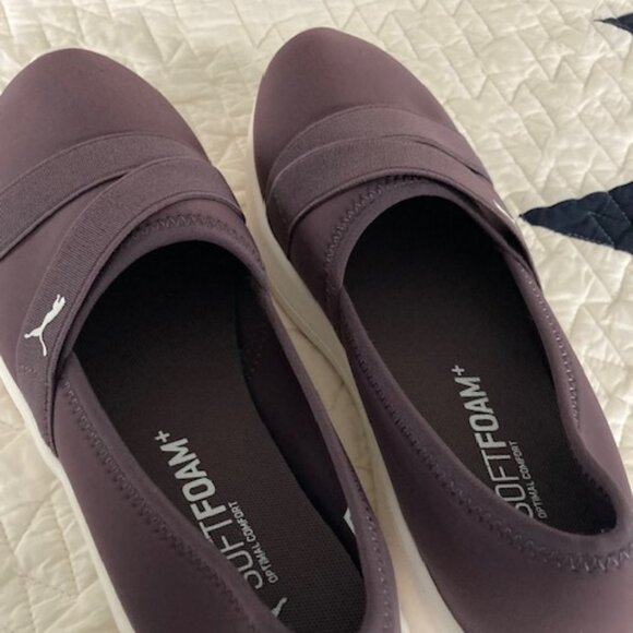 PUMA "Adelina 2" Slip-on Shoes - Size 9.5 - Picture 1 of 6